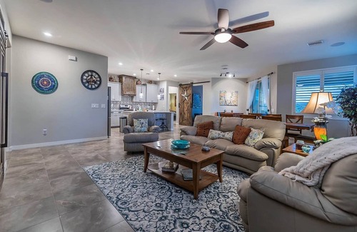Green Valley House | "Charming Escape - Stunning House a La Fortaleza del Canyon a Tranquil Sahuarita