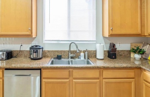 Greenacres House | Family-Friendly 4Bd/3Bath Home with Pet Amenities