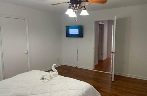 Forest Hills House | Family-Friendly Retreat with Child-Centric Amenities