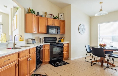 West Haven Villa | Family-Friendly Villa Near Disney with Private Heated Pool