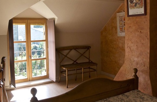Sarlat-la-Caneda House | Idyllic Farmhouse Retreat in Black Périgord, Near Sarlat