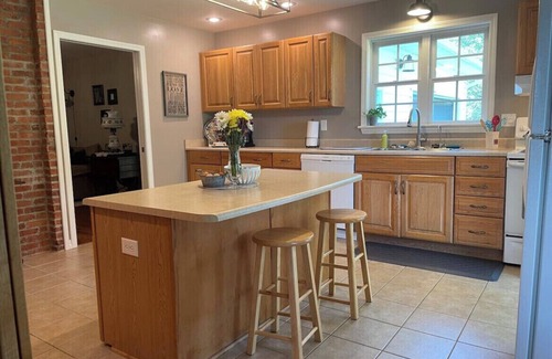 Mount Jackson Other | Inviting Farmhouse with Animal Encounters and Great Amenities