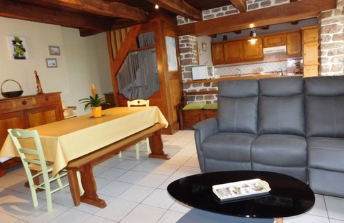 Folligny Cottage | Gite Folligny: Perfect Retreat for Families and Pets