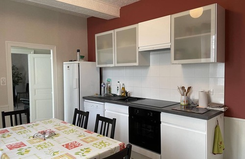 Taxat-Senat Cottage | Gite Taxat-Senat: Perfect Stay for Families with Spa & Breakfast