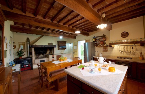 Orentano Other | Idyllic Farmhouse Retreat in Scenic Tuscan Village