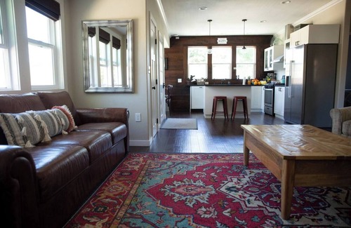 Petaluma Cottage | Inviting Farmhouse Retreat on Organic Cattle Ranch