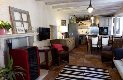 Vicq Cottage | Cozy Gite Vicq: Ideal for Families with Kitchen Amenities