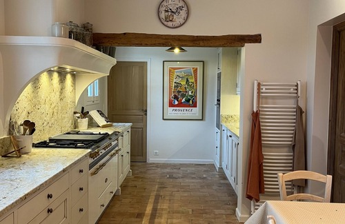 Aureille Other | Charming farmhouse with large swimming pool and magnificent view of the Alpilles mountains