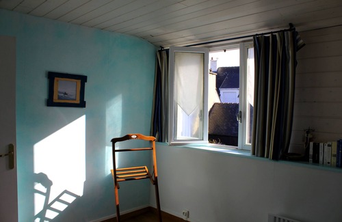 Saint-Marine House | Scenic Fisherman's House with Ocean View in Sainte-Marine