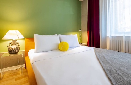 Gumussuyu Mahallesi Apartment | Convenient Flat Near Transit Hub for Family Stays