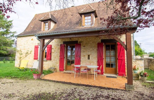Cenac-et-Saint-Julien Cottage | Cozy Gite Cénac-et-Saint-Julien with Spa and Pet-Friendly Options