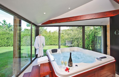 Marcillac-Saint-Quentin House | Idyllic Perigord Noir Retreat with Pool & Spa Amenities