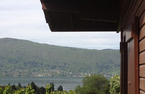 Menthon-Saint-Bernard Ski Chalet | Scenic Chalet with Lake Views and Spa Near Annecy