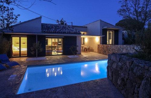 Pianotolli-Caldarello House | Stylish Villa with Private Pool Steps from the Ocean