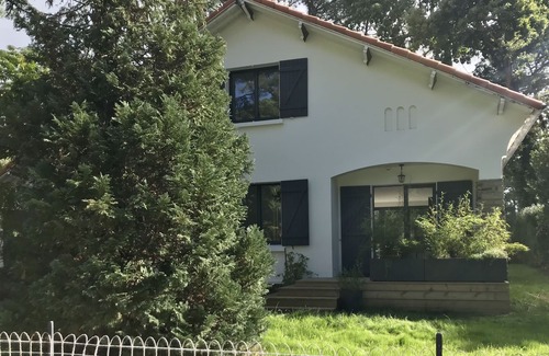 Saint-Brevin-les-Pins House | Seaside Retreat with Ocean View and Pool Amenities
