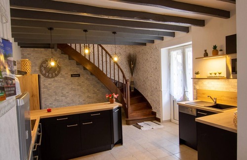 Saint-Front-la-Riviere Cottage | Family Retreat at Gite Saint-Front-la-Rivière with Spa