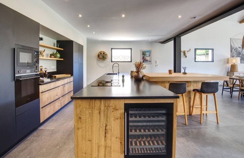 St.-Remy-de-Provence Ski Chalet | Relaxing Retreat at Houses 1639 with Family-Friendly Amenities