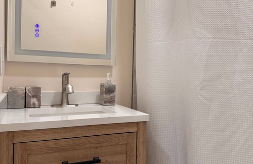 West Little River Apartment | Charming fully furnished studio in Miami’s awesome Little River