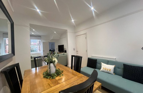 Leamington Spa House | Charming 2-Bedroom home in Leamington Spa