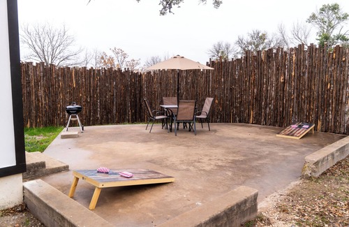 Comfort House | Charming Getaway in Comfort, TX - Relax, Recharge, Explore - Texas Wine Country