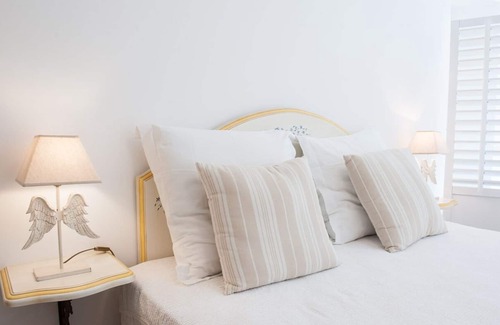 Villes-sur-Auzon Cottage | Inviting Gîte with Pool at the Base of Mont Ventoux