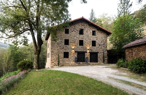 Valcarlos House | Top-Rated Lodge in the Basque Country with Spa & Breakfast