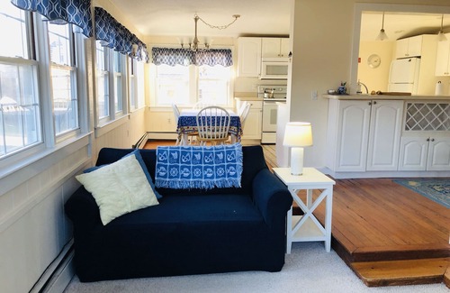 Groton Long Point Cottage | Cozy Groton Long Point Cottage Steps from the Beach