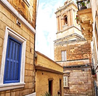 Birgu Apartment | Pet-Friendly Ground-Floor Maisonette for Family Getaways