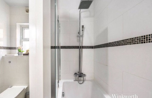 Whittington House | Charming, ground floor two bedroom garden maisonette with WiFi in London