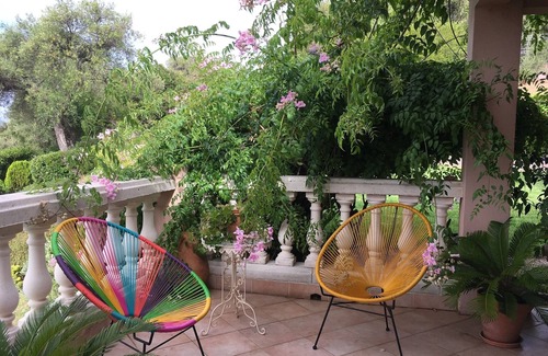 Bastelicaccia House | Guest Rated 10/10: Inviting Room with Pool & Spa Access