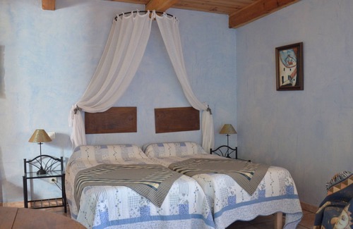 Prunete Hotel | Inviting Rooms with Pool, Steps from Sea and Mountains