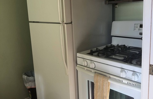 Los Gatos House | Cozy Hidden Cottage with Spa & Kitchen | Guest Rated 10/10