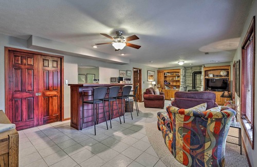 Manhattan Apartment | Relaxing Retreat with Patio: 3 Miles to Kansas State
