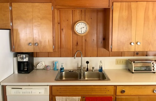 Higgins Lake Cottage | Serene Higgins Lake Cottage: Private Dock & Breathtaking Views