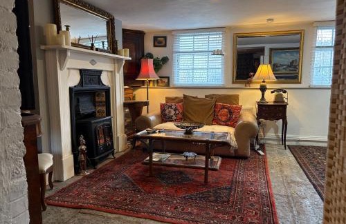Taunton Apartment | Delightful French Gite Style Garden Apartment in Taunton