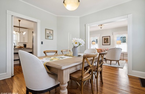 Warwick House | Historic Home with Spa, Hot Tub & 10/10 Guest Rating