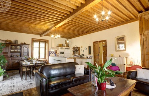 Sauvain Cottage | Spacious Gite Sauvain with Spa, Perfect for Families