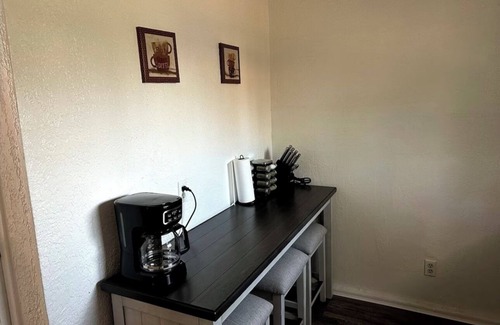 El Paso Cottage | Charming HIstorical cottage in amazing El Paso