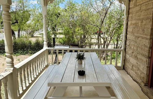 Amistad National Recreational Area House | Charming Historical John Taini Home in Central Del Rio