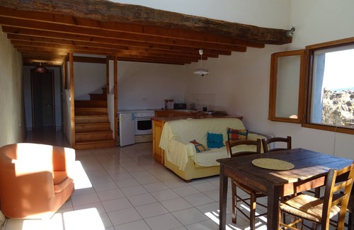 Esperaza House | Ideal Holiday Home with Garden and Pool in Southern France