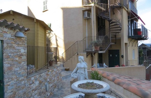 Mazzola Apartment | Cozy Holiday Home in Mazzola with Pool and Sauna