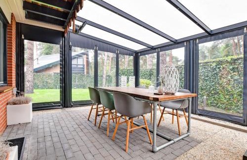 Langstraat House | Inviting Holiday Home with Covered Terrace for Families
