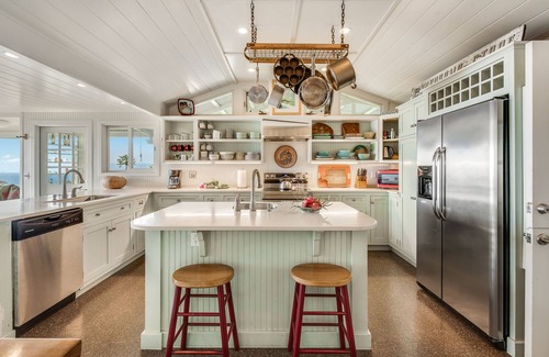 Holualoa House | Idyllic Holualoa Ranching-Era Estate with Ocean Views