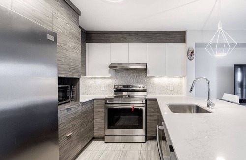 Chambly House | Ideal Getaway: Home Steps from the Lake, Child Friendly