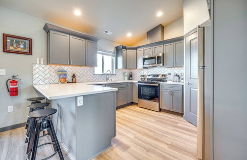 Moses Lake House | Charming Home ~ Half-Mi to Potholes State Park