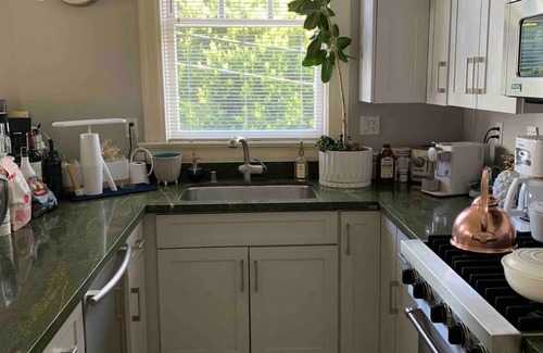 Pacific Heights Condo | Exceptional Home in Pacific Heights with Family-Friendly Amenities