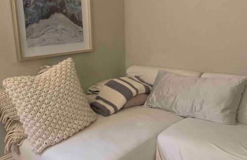 Pacific Heights Condo | Exceptional Home in Pacific Heights with Family-Friendly Amenities
