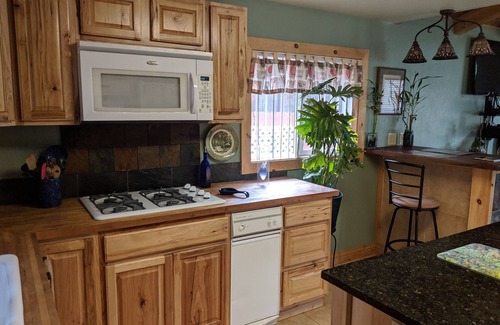 Calpine House | Ideal Retreat for Outdoor Adventures & Family Fun