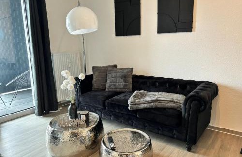 Weyhausen Apartment | Stylish Studio 10 at Charming Homes - Rated 9.1/10!