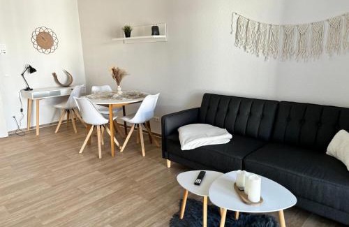 Weyhausen Apartment | Charming Homes - Studio 22